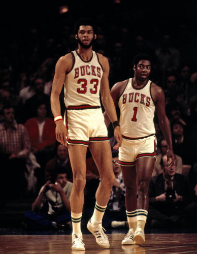 TA：利物浦球迷拒为种族歧视认罪，涉嫌英超首轮骂塞梅尼奥（TA：被指英超首轮对塞梅尼奥实施种族辱骂，利物浦球迷拒绝认罪）