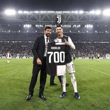 罗马诺：莱比锡和切尔西谈西蒙斯时问价乔治，两人交易不挂钩（罗马诺：莱比锡与切尔西谈西蒙斯时顺带询价乔治，两笔交易互不关联）