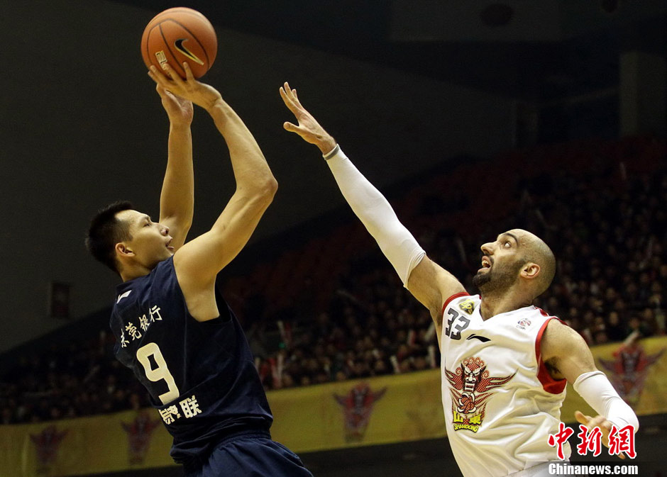 罗伯逊：今天每个人都拼尽了全力；相比上周我们更有信心了（罗伯逊：全队今日倾尽全力，我们比上周更自信）