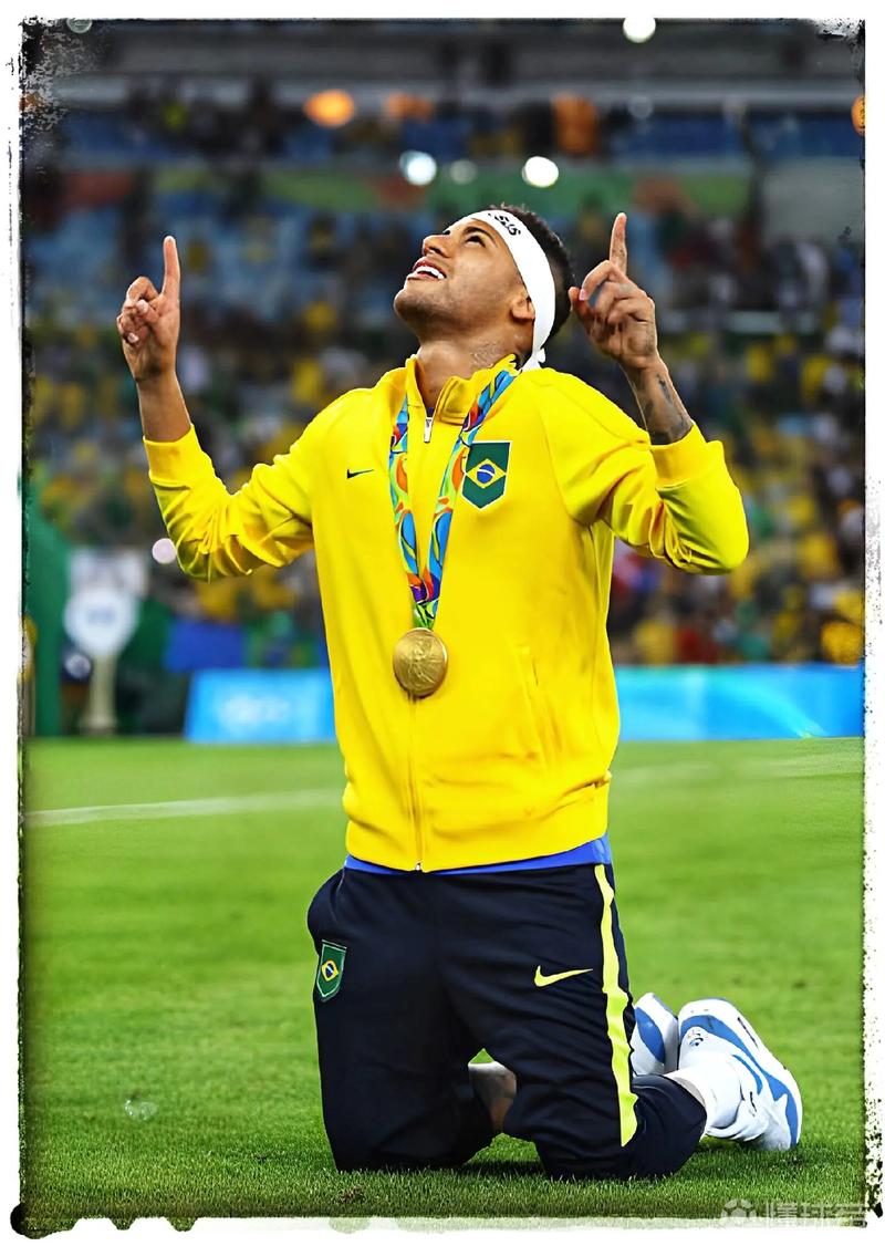 龙赛罗：皇马的球员仿佛生活在另一个世界，根本没有任何明确目标（龙赛罗：皇马球员像活在另一个维度，缺乏明确目标）