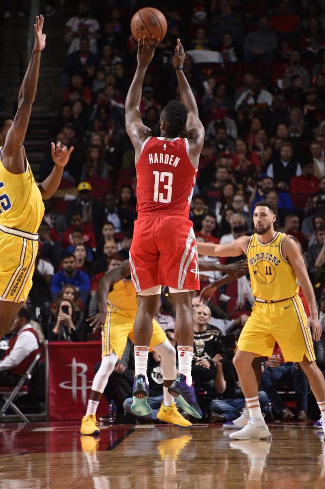 韩旭WNBL首战砍22分4篮板，率队大胜堪培拉首都（韩旭WNBL首秀轰22分4板，助队大胜堪培拉首都）