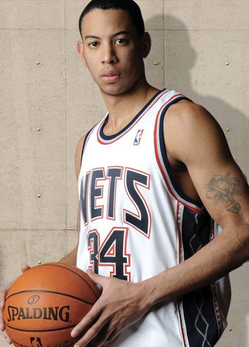 尤文客战博德闪耀：小孔塞桑、奥蓬达首发，米雷蒂出战（尤文客战博德亮眼：小孔塞桑与奥蓬达先发，米雷蒂登场）