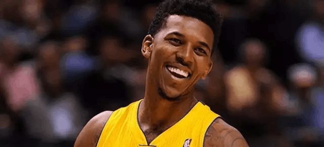 西海岸投资人：祝邵佳一在国足好运，希望广大球迷多多包容他（西海岸投资方：祝邵佳一在国足一切顺利，盼球迷更多包容）